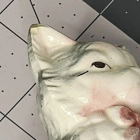 vintage cat kitten salt and pepper shaker grey kitten pink collar shakers - Picture 9 of 9